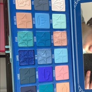 Jeffree Star palettes Blood Sugar, Blue Blood